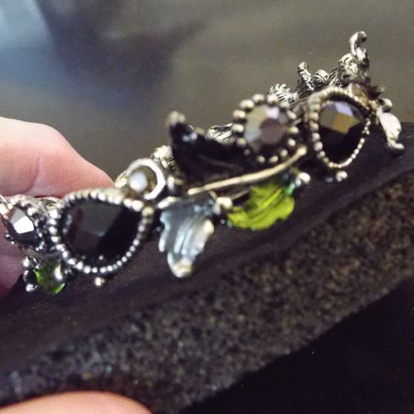 NATURES VINES & LEAVES SILVERY WIRED BRACELET W/AB & ACRYLIC RHINESTONES 74 - Picture 2 of 4